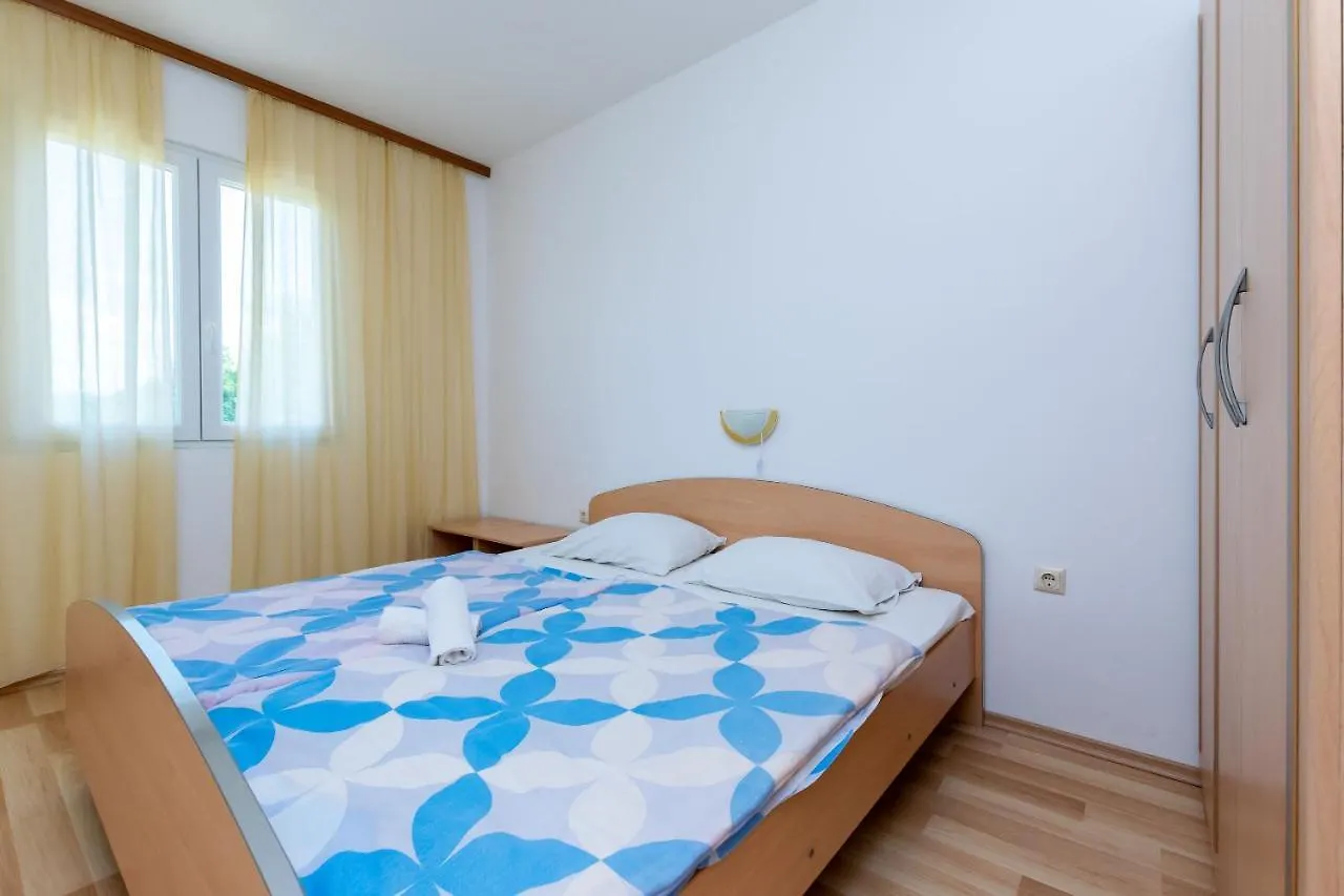 Apartment Mario Lopar