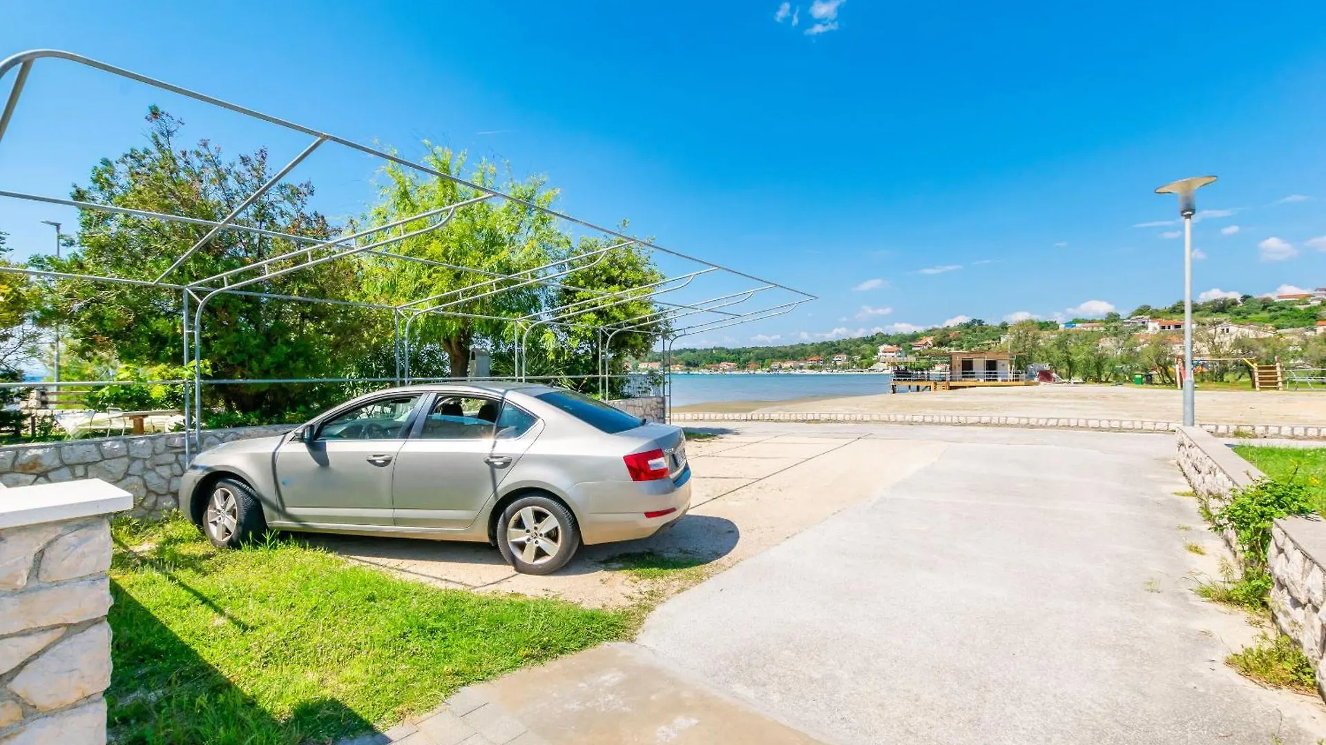 Apartment Iva i Mario 2 Lopar